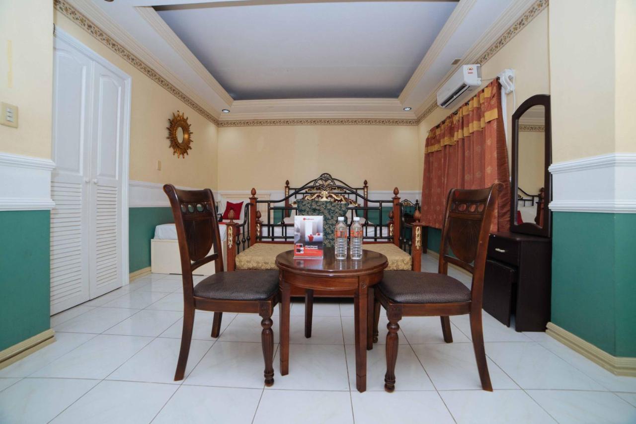 Reddoorz @ Fields Avenue Angeles City Exterior foto
