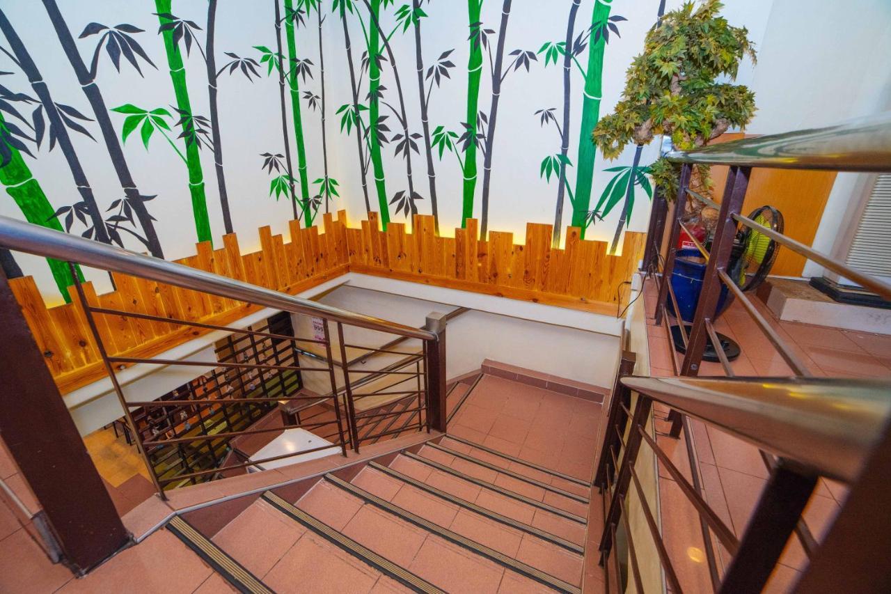 Reddoorz @ Fields Avenue Angeles City Exterior foto