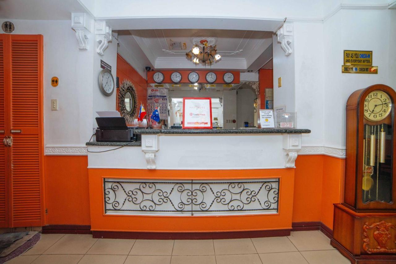 Reddoorz @ Fields Avenue Angeles City Exterior foto